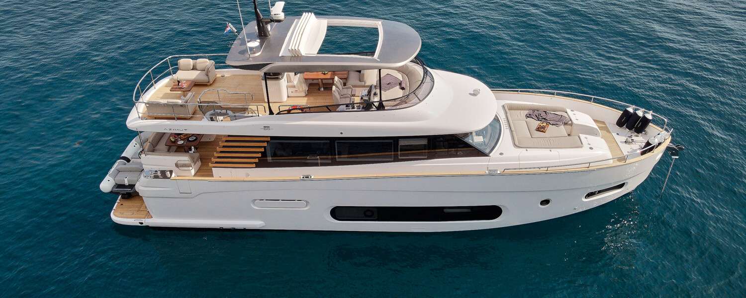 Luxury Yacht Azimut Magellano 66