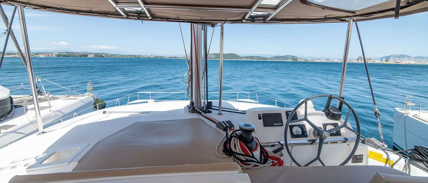 Catamaran Bali 4.1