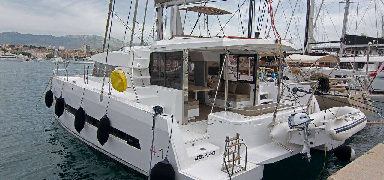 Catamarán Bali 4.1