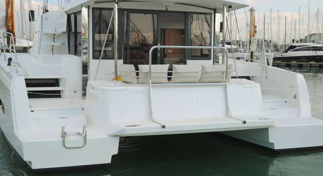 Catamarán Bali 4.1