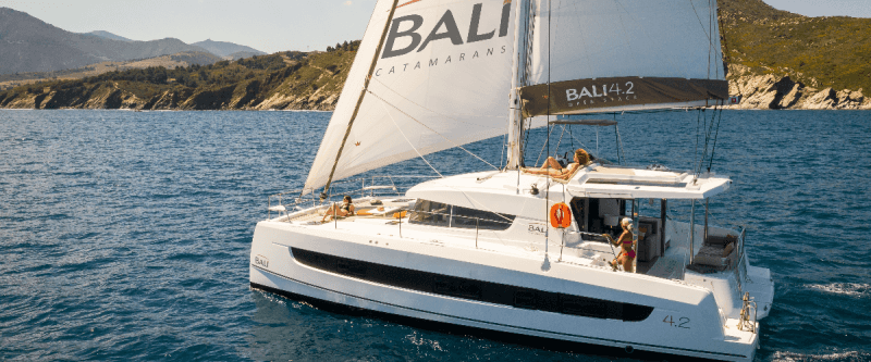 Katamaran Bali 4.2
