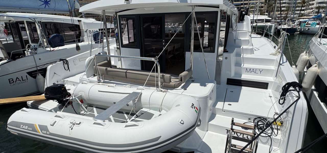Catamarán Bali 4.2