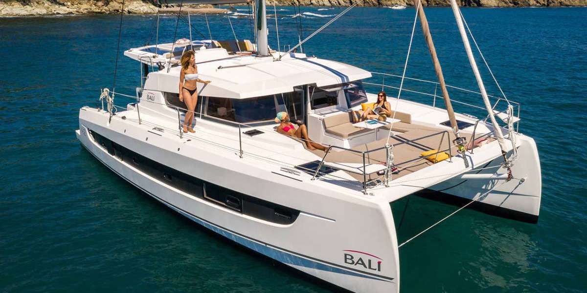 Catamaran Bali 4.2