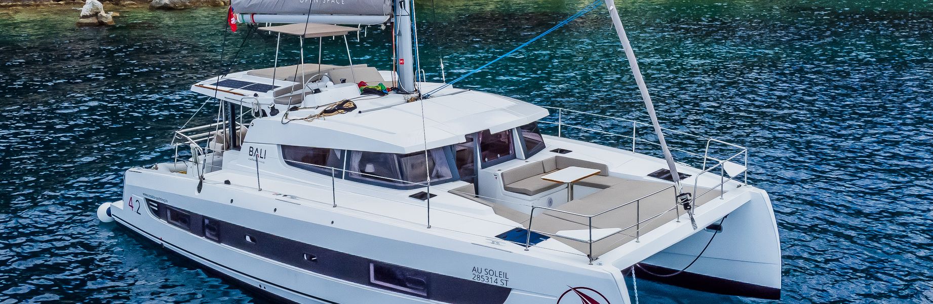 Catamaran Bali 4.2