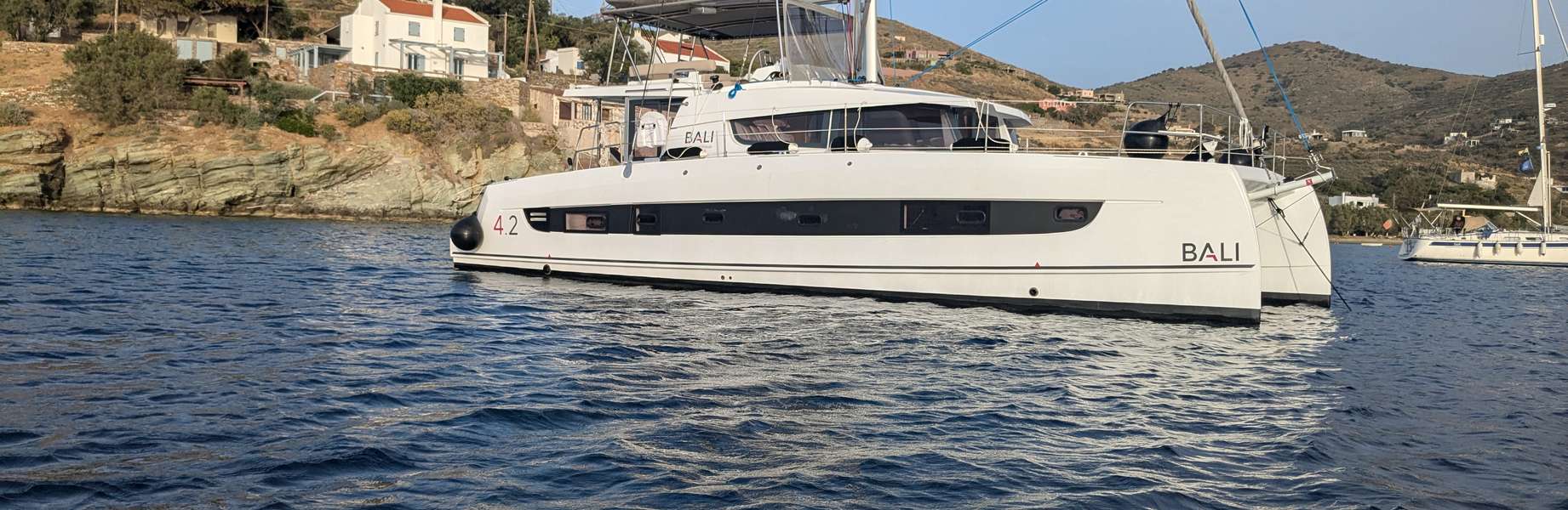 Katamaran Bali 4.2