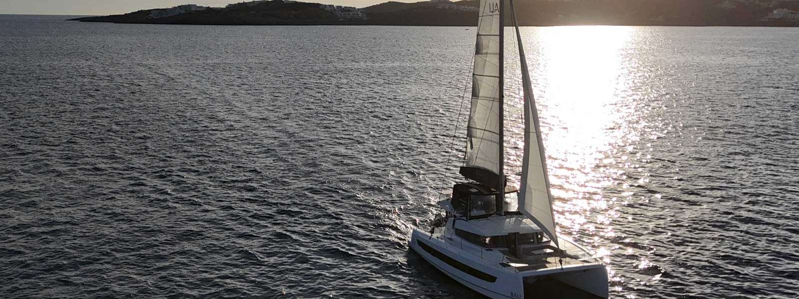 Catamaran Bali 4.2