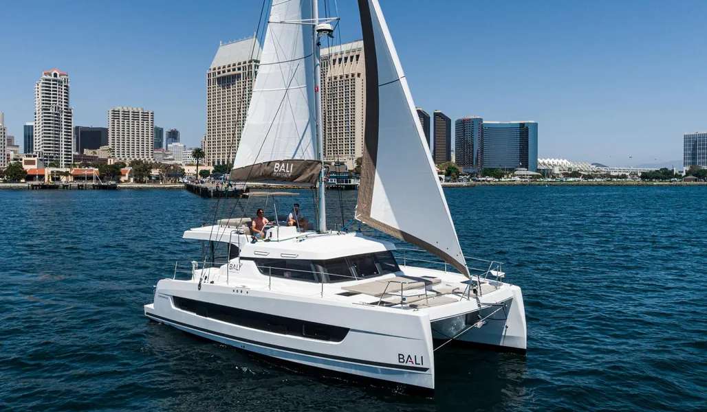 Catamarán Bali 4.4