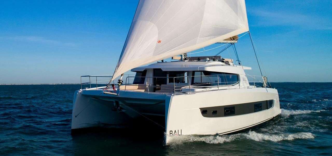 Catamaran Bali 4.4