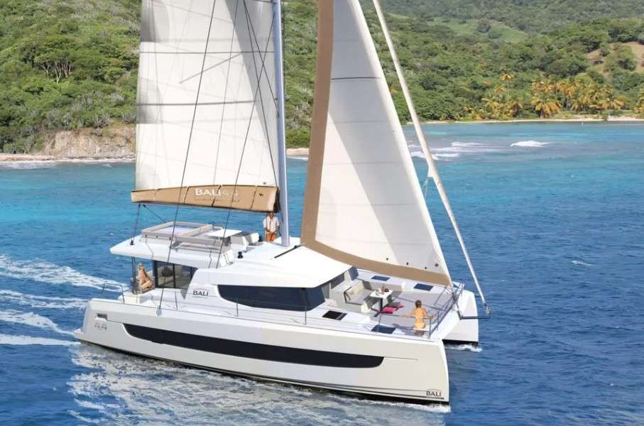 Catamarano Bali 4.4