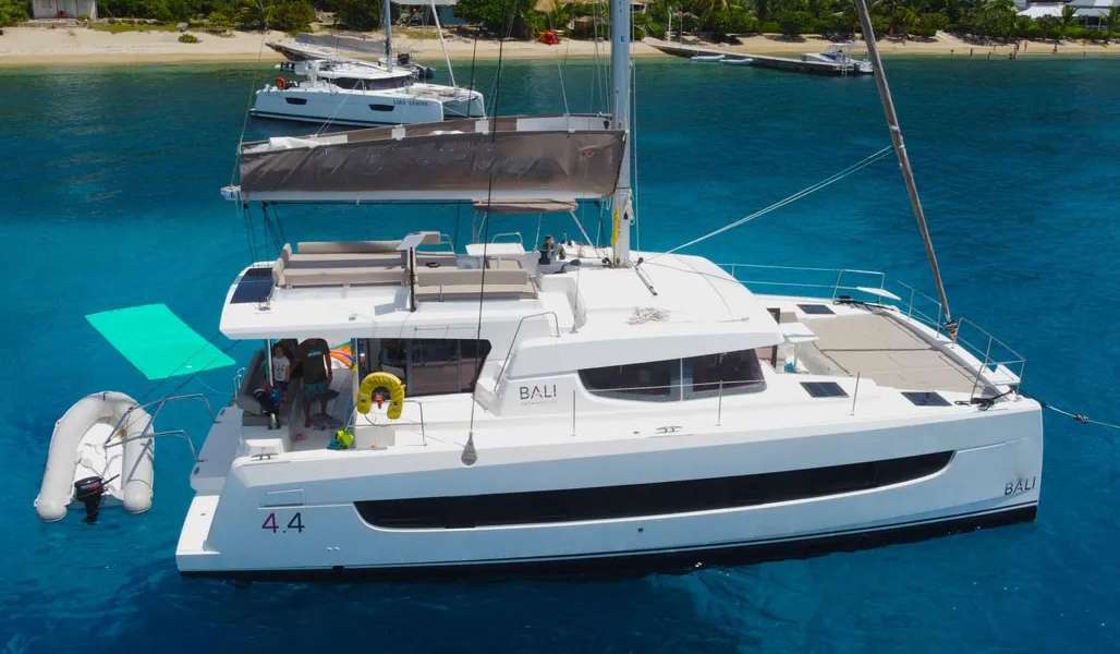 Катамаран Bali 4.4