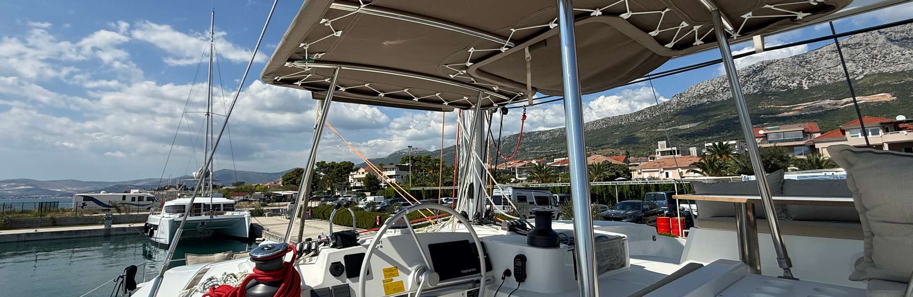 Catamarán Bali 4.4