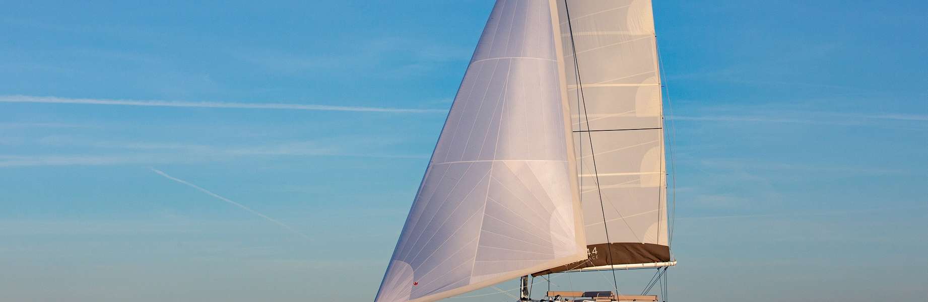 Catamaran Bali 4.4