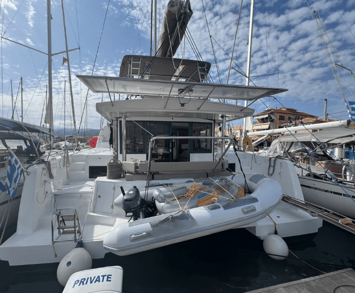 Catamarán Bali 4.4