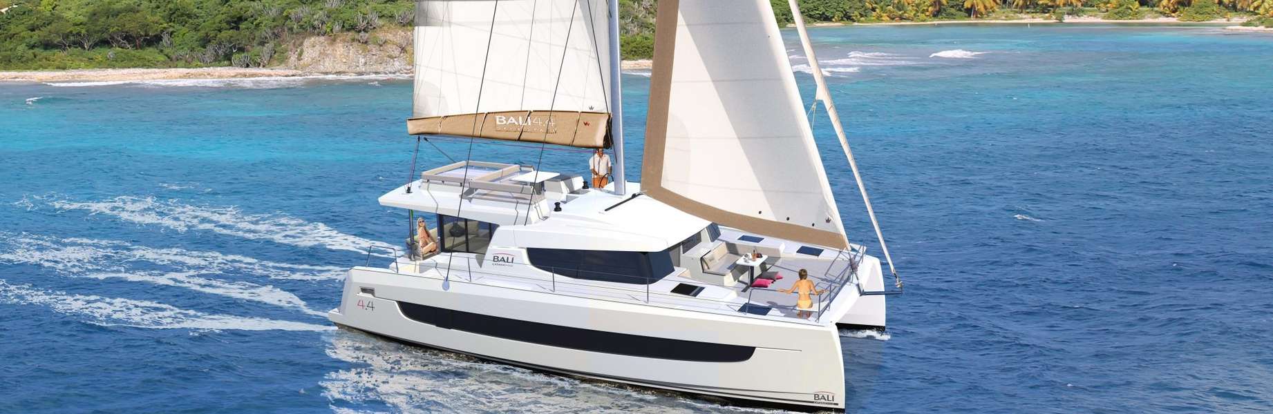 Catamarán Bali 4.4