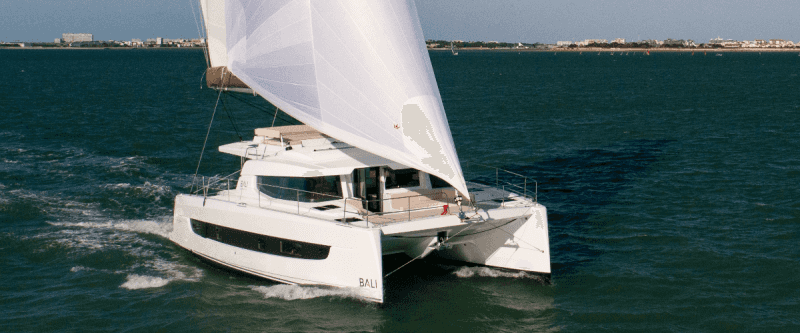 Catamarano Bali 4.4