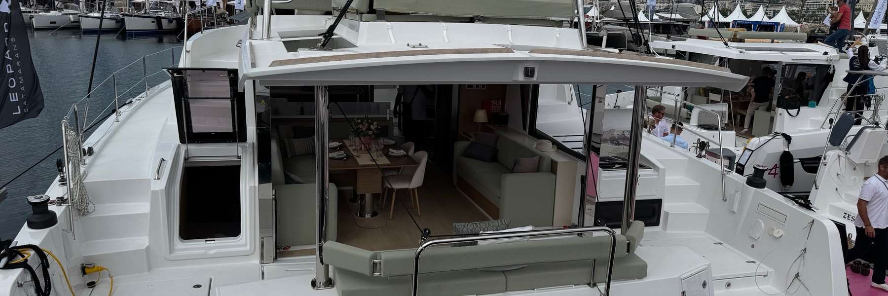 Catamaran Bali 4.6