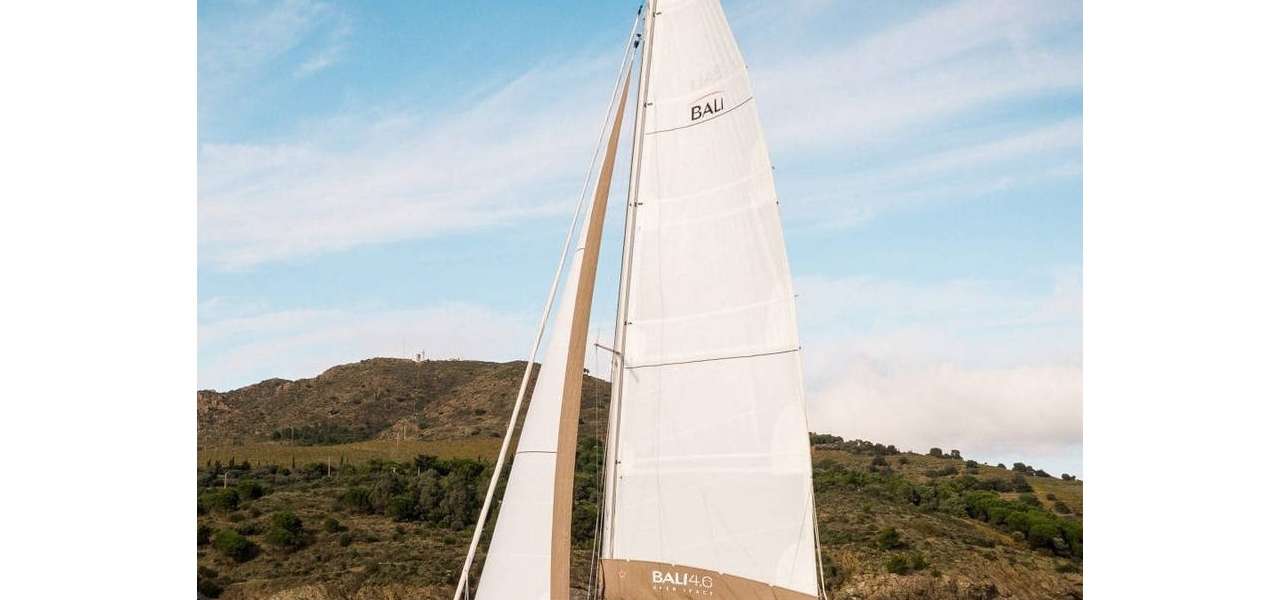 Catamaran Bali 4.6