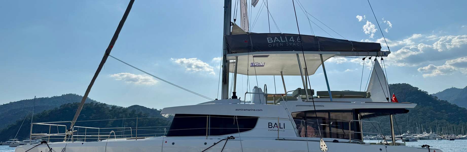 Catamaran Bali 4.6