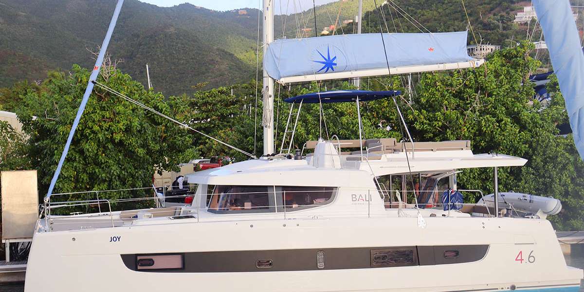 Catamaran Bali 4.6