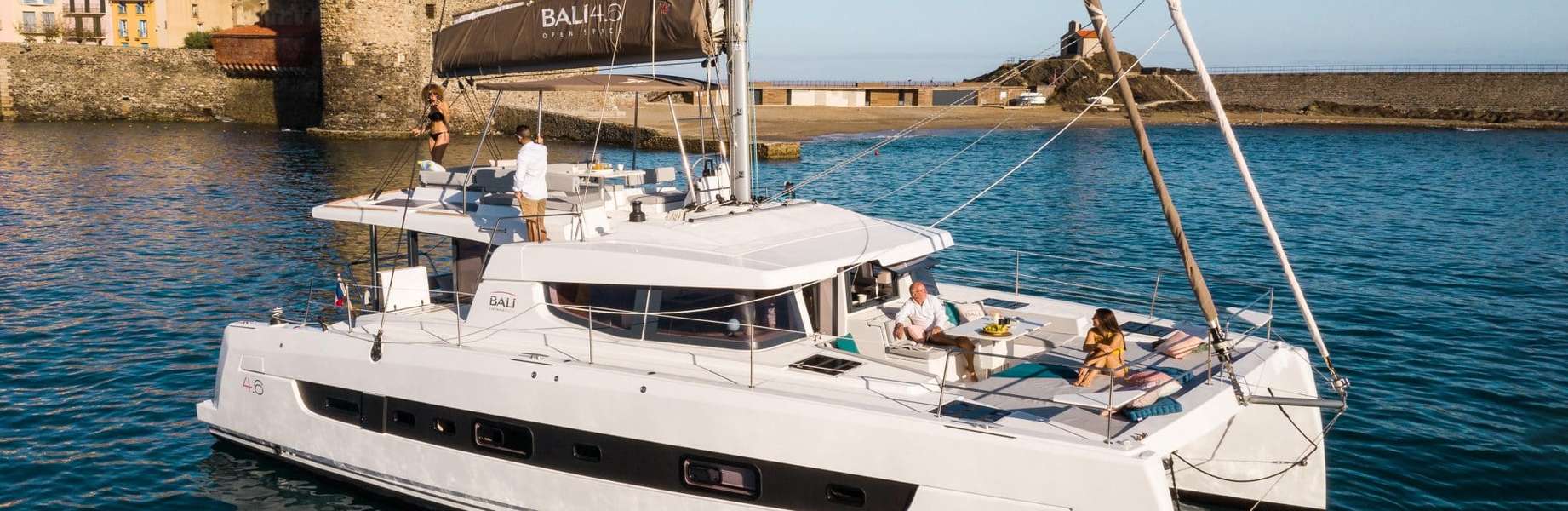 Catamarán Bali 4.6