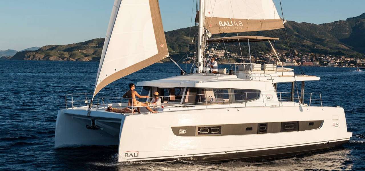 Катамаран Bali 4.8