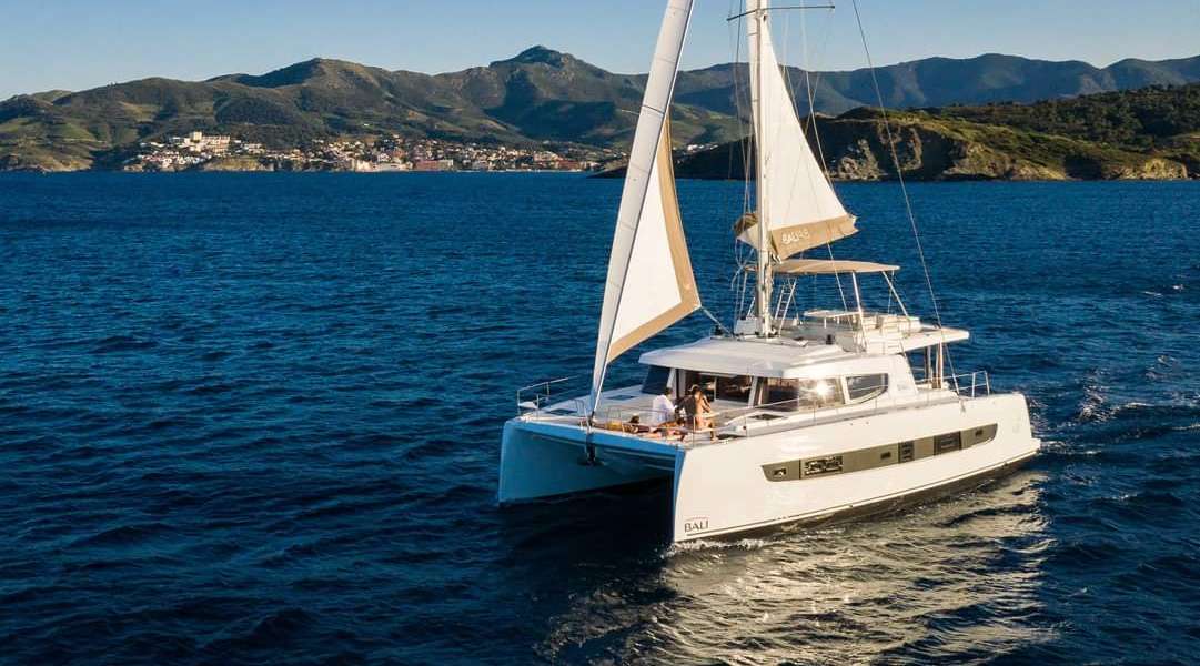 Catamaran Bali 4.8