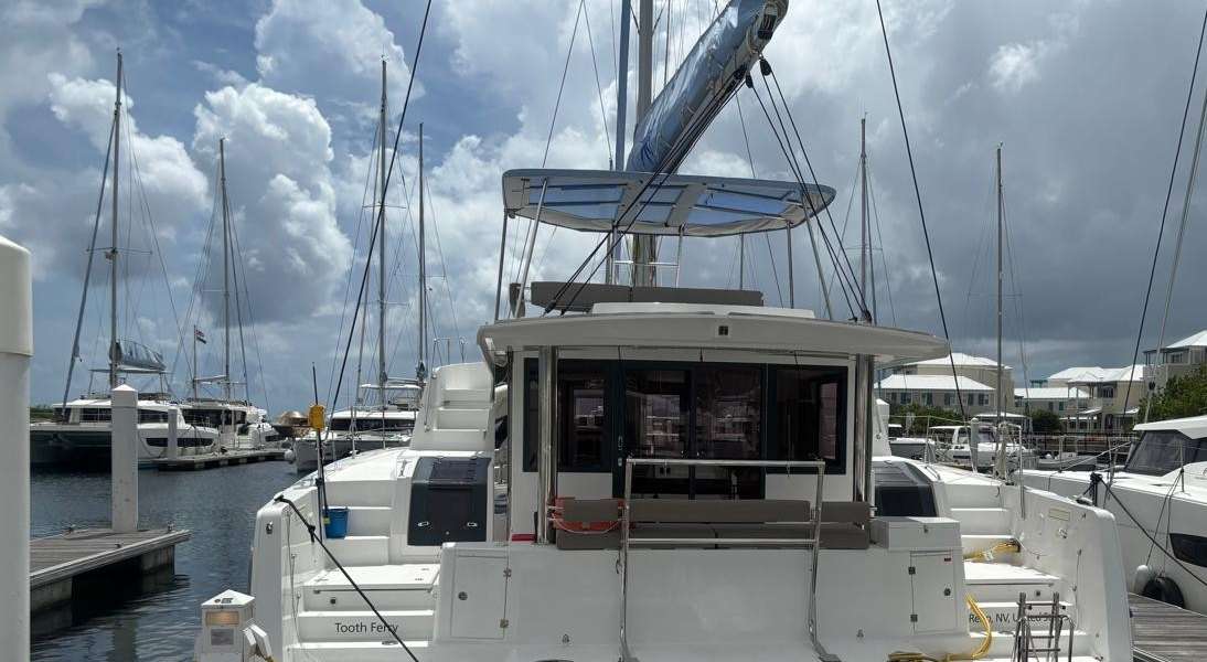 Catamaran Bali 4.8