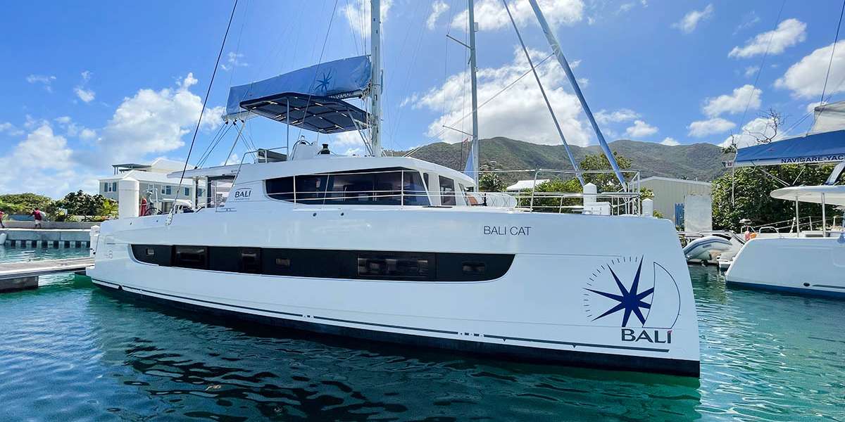 Catamaran Bali 4.8