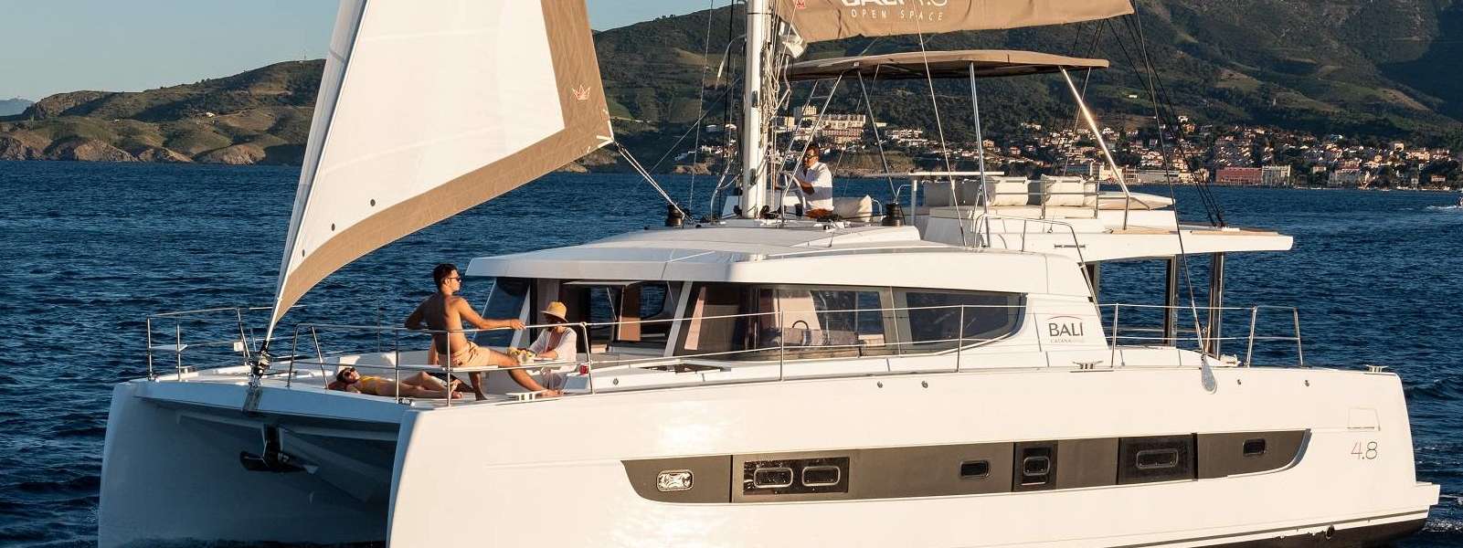 Catamarano Bali 4.8