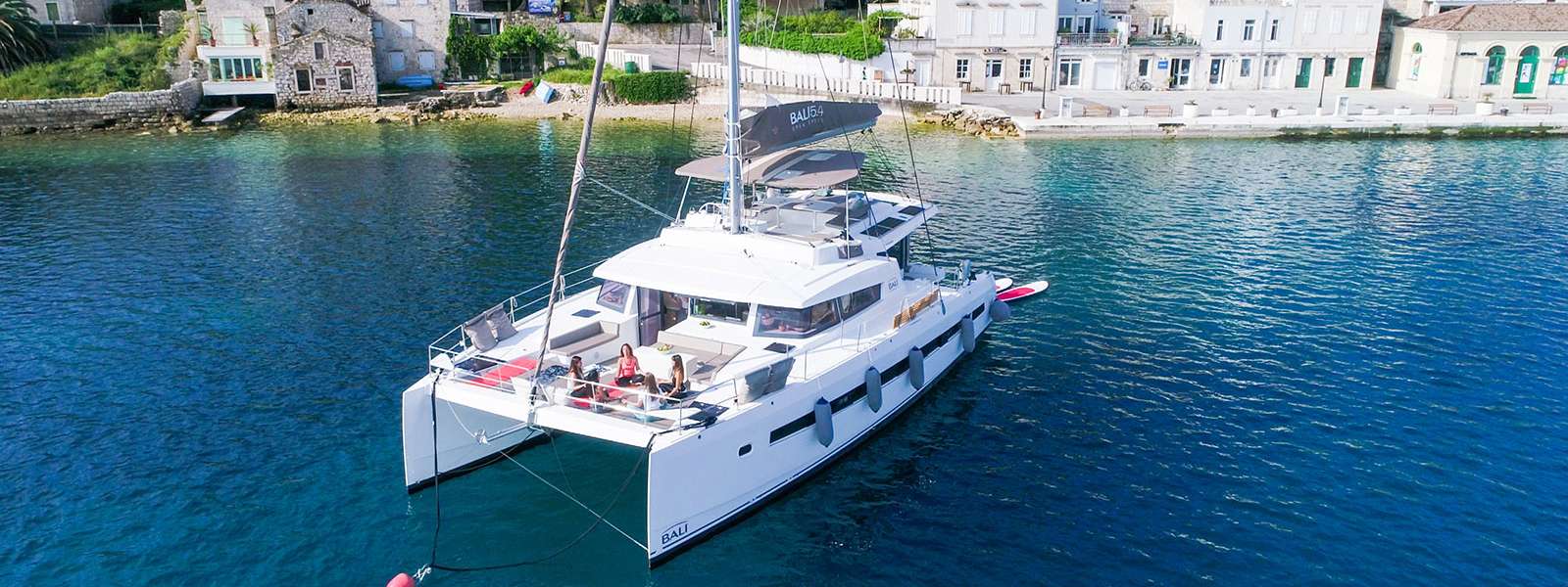 Catamaran Bali 5.4