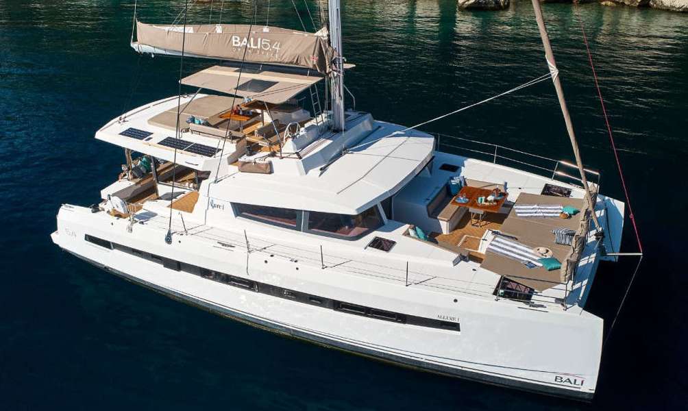 Catamaran Bali 4.6
