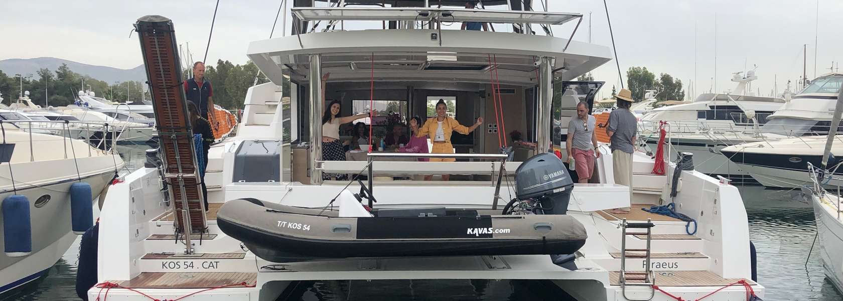 Catamaran Bali 5.4