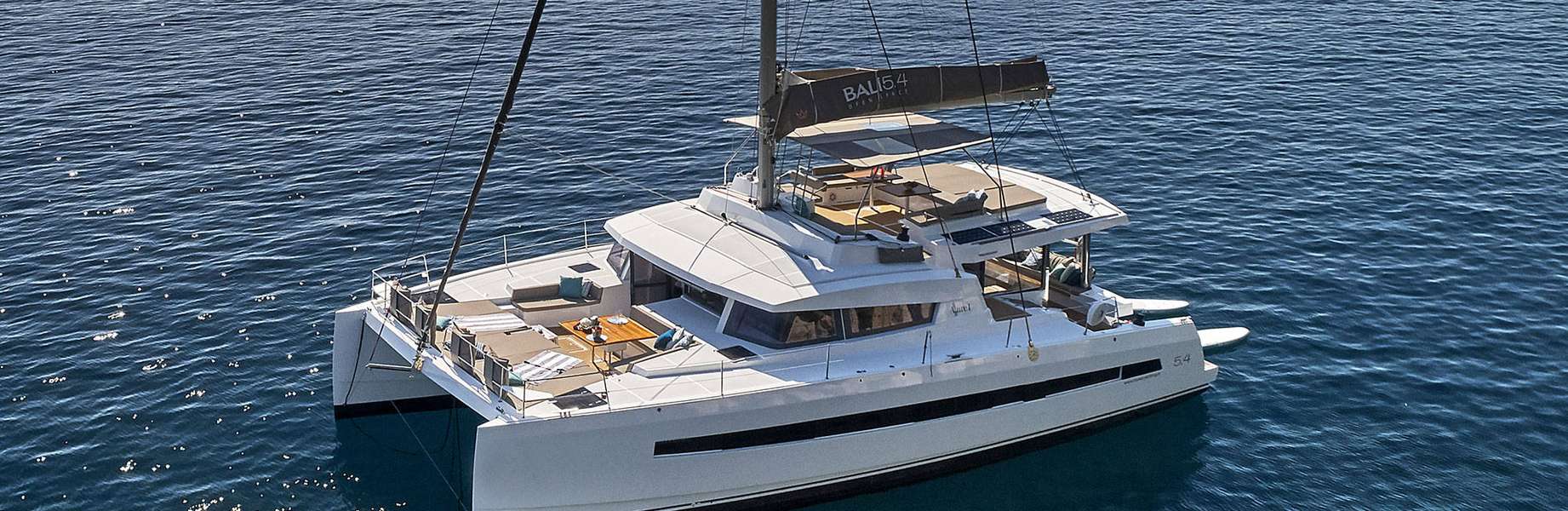 Catamaran Bali 5.4