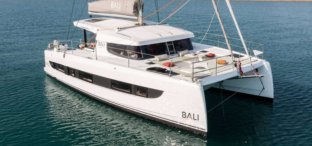 Katamaran Bali Catsmart