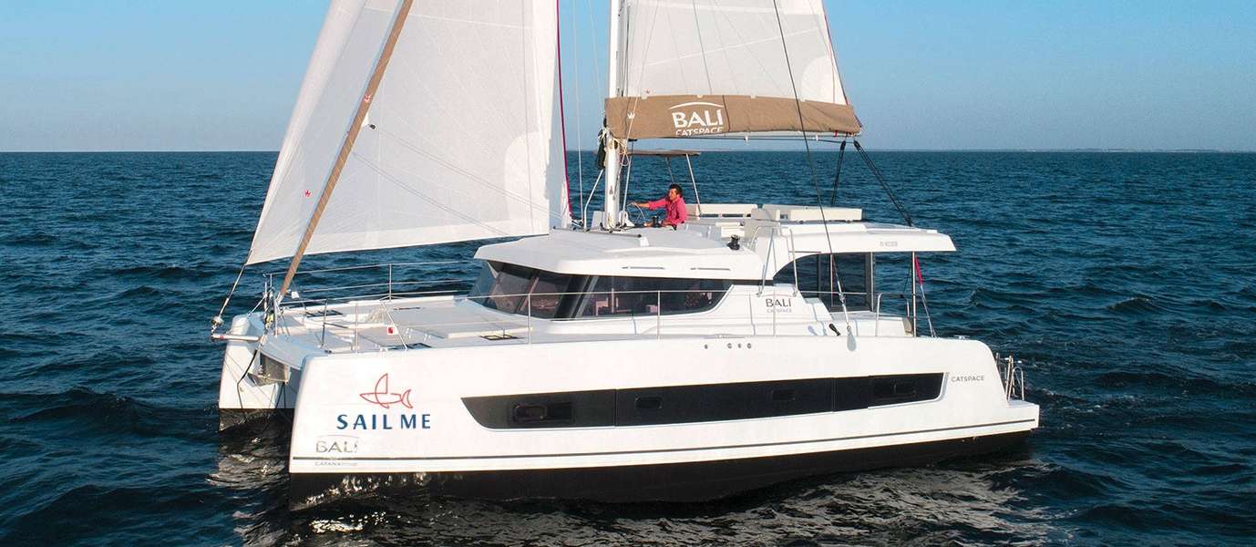 Catamarano Bali Catspace Voile