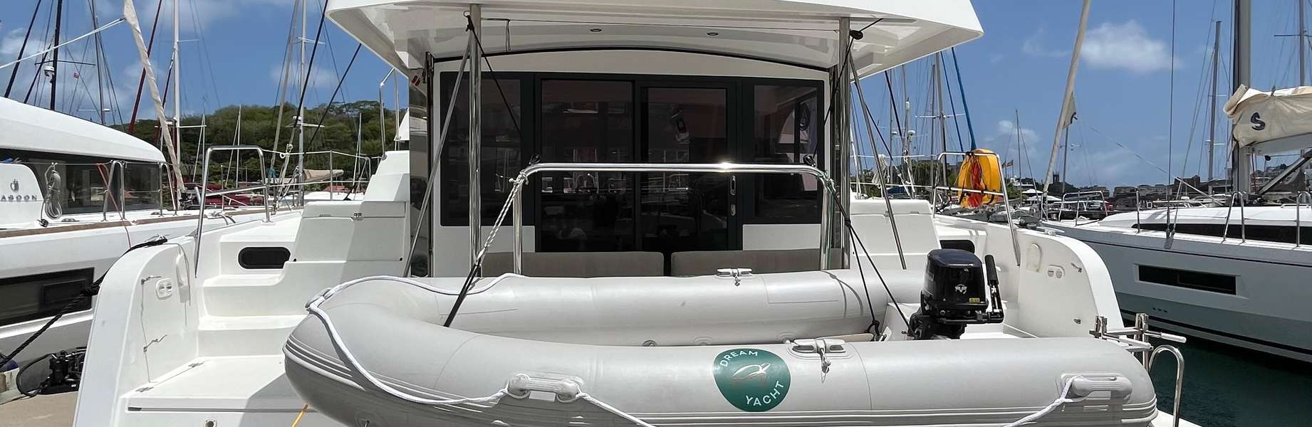 Catamaran Bali Catspace Voile