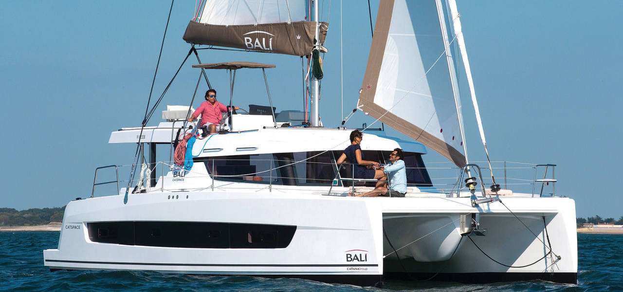 Katamaran Bali Catspace Voile