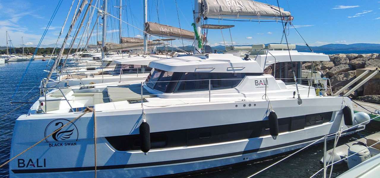 Catamaran Bali Catspace Voile