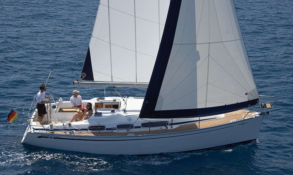 Sailboat Bavaria 39 Cruiser