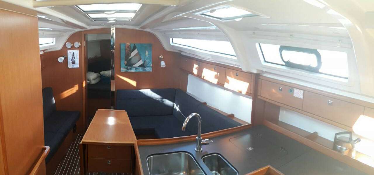 Sailboat Bavaria 41 Cruiser