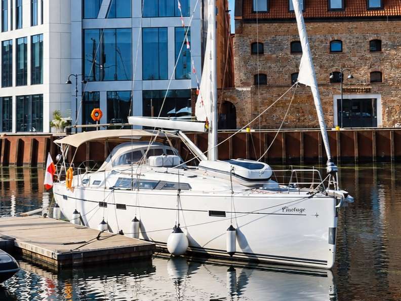 Sailboat Bavaria 51 Cruiser