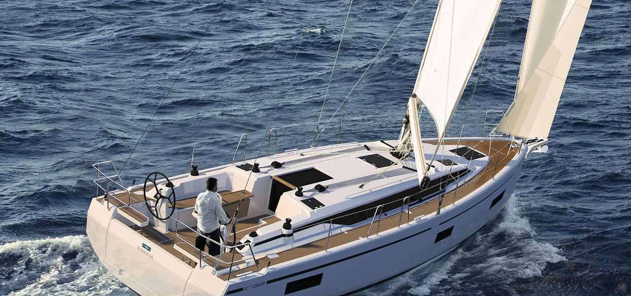 Парусная яхта Bavaria C38