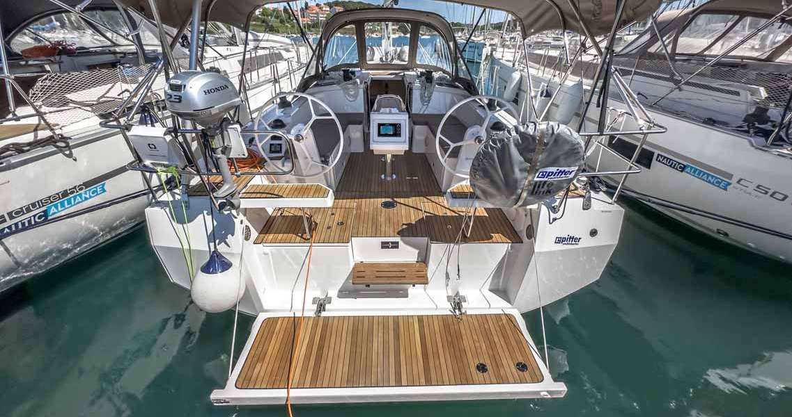 Barca a vela Bavaria C38