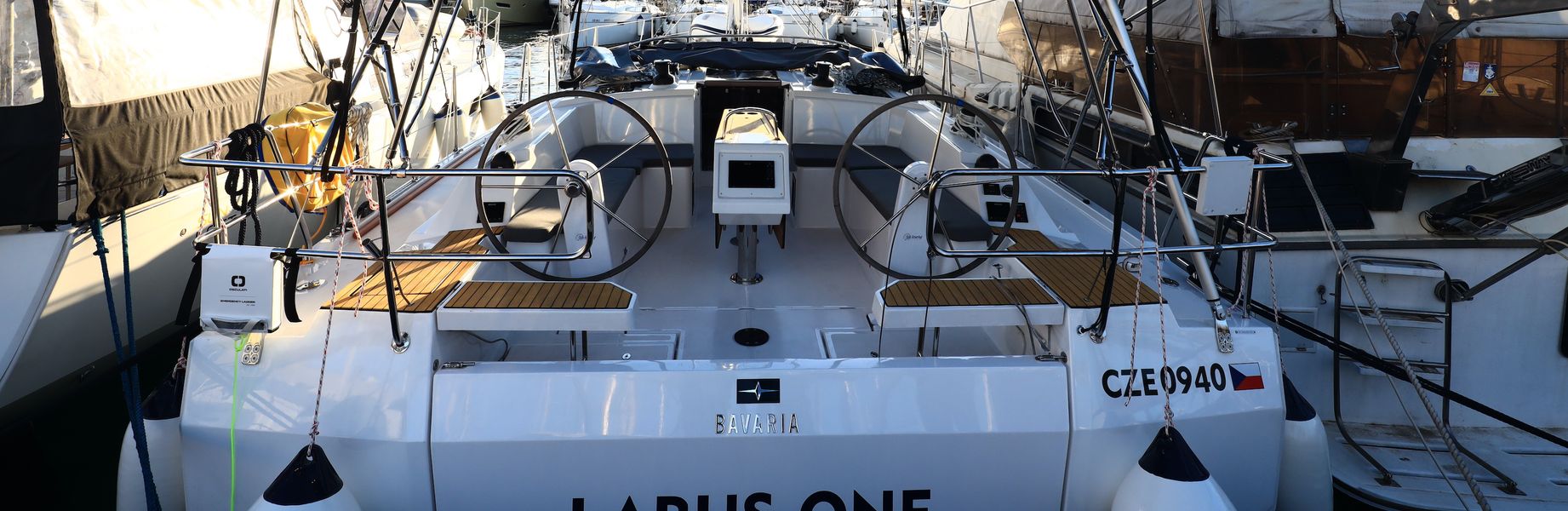 Velero Bavaria C42