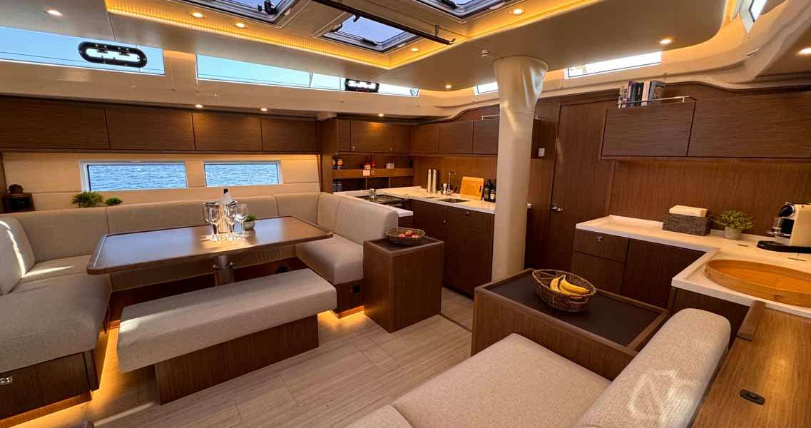 Sailboat Bavaria C57