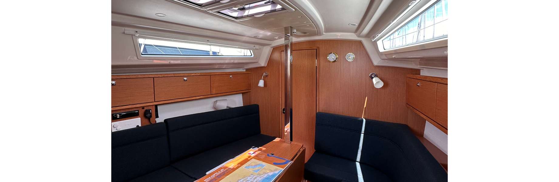 Парусная яхта Bavaria Cruiser 34