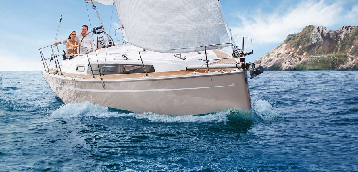 Sailboat Bavaria Cruiser 34