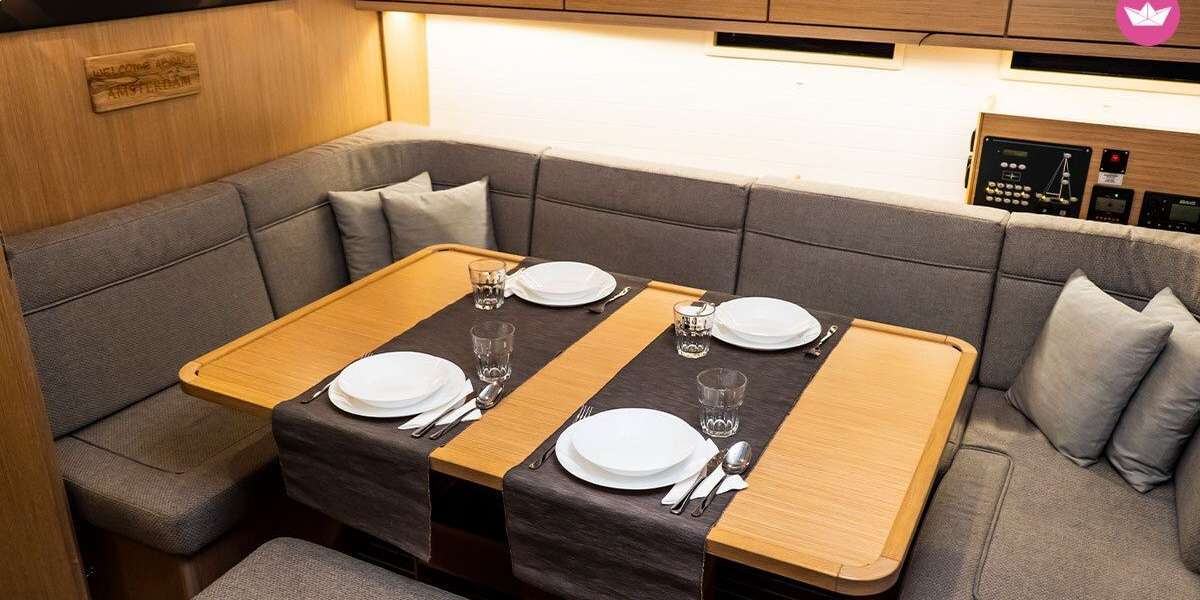 Sailboat Bavaria Cruiser 46