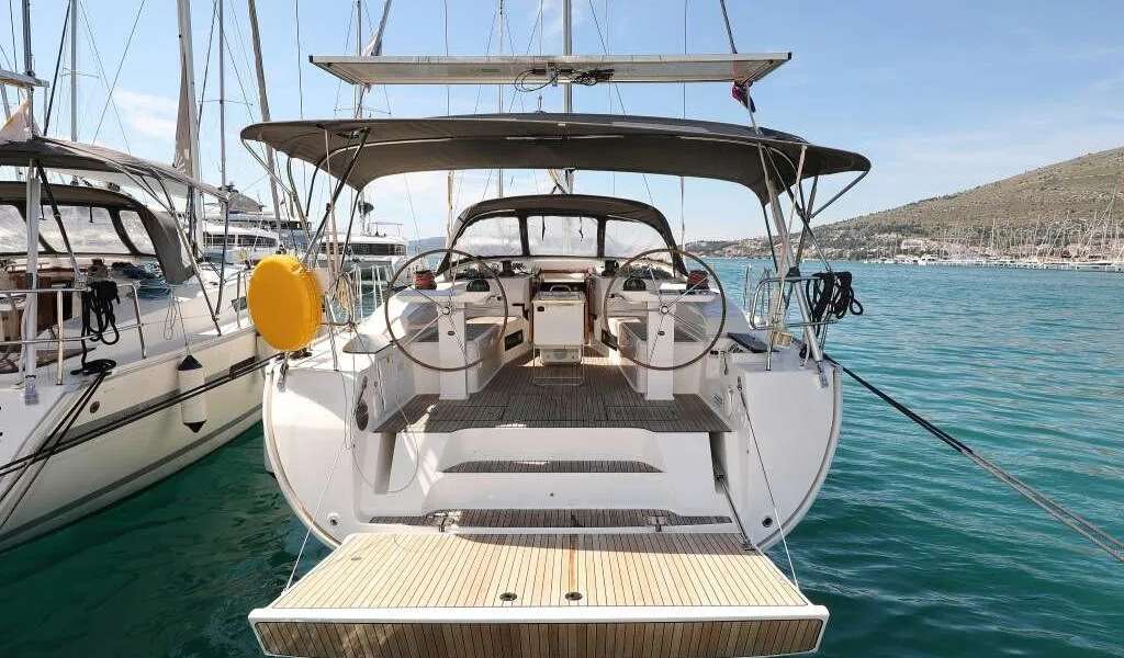 Łódź Żaglowa Bavaria Cruiser 50