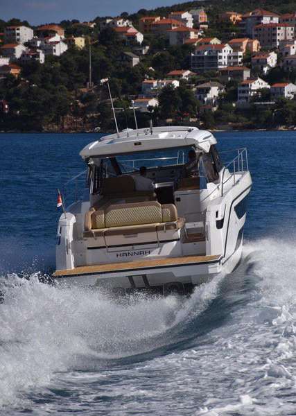 Motorboot Bavaria SR36